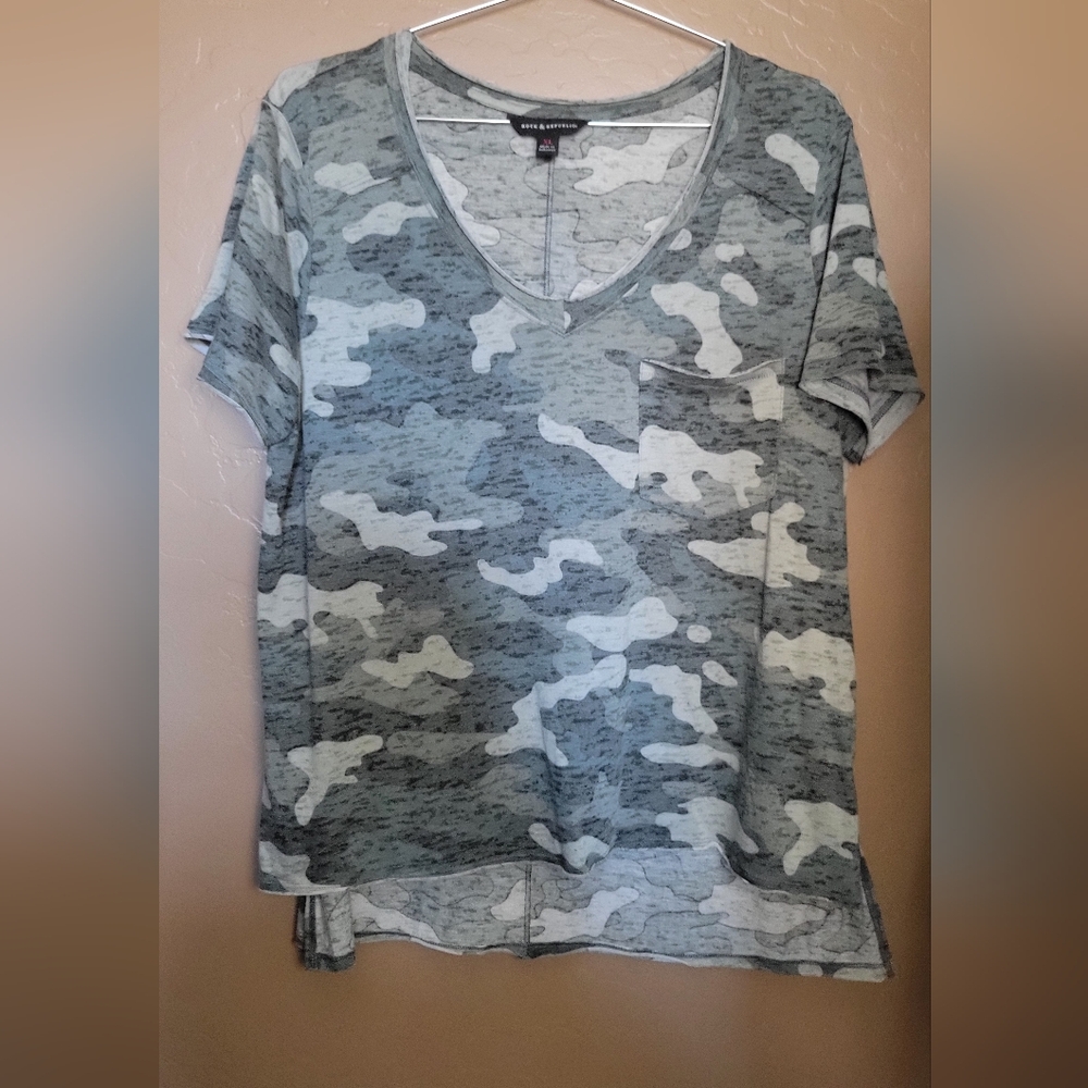 Rock & Republic Women's Camouflage Print V-neck T Shirt